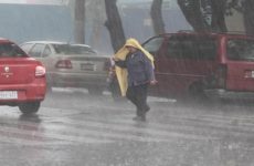 Pronostican lluvias “muy fuertes” en al menos 11 estados por ciclón