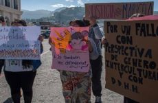 Familiares piden libertad para mujer que mató a su agresor en sur de México