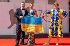El festival de Venecia entra en el horror cotidiano de Ucrania con el objetivo de Afineevsky