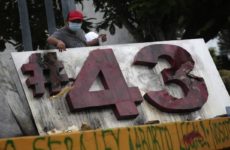 Vandalizan antimonumento a los 43 de Ayotzinapa en Guerrero
