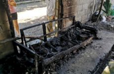 Albañil pierde sus pertenencias a causa de un incendio