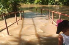 Una semana incomunicados por lluvias y falta de puente en Tantizohuiche y La Loma