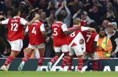 Arsenal fulmina 3-2 a Liverpool gracias a goles de Saka