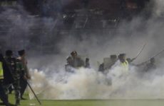 FIFA descarta sanción para Indonesia por tragedia en estadio
