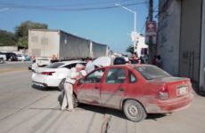 Daños mínimos deja como saldo un percance vial en el bulevar Lázaro Cárdenas