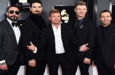 Backstreet Boys rinden tributo a Aaron Carter durante su concierto