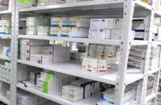 Reportan farmacias desabasto de amoxicilina y otros medicamentos