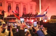 Croacia recibe con júbilo y fiestas en plazas a sus futbolistas de bronce