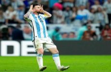 José Ramón Fernández destroza a Messi y a la Selección Argentina