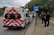 Madre e hijo caen de un autobús en movimiento en el bulevar México-Laredo