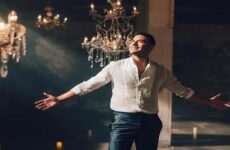 Carlos Rivera se consolida como cantautor en “Sincerándome”, su álbum más íntimo
