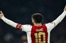 El Ajax reacciona a tiempo y vuelve al tercer puesto
