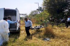 Jornaleros encuentran los restos de un hombre en un solar en montado al norte de Ciudad Valles 