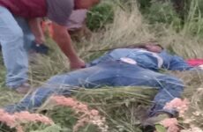 Muere un hombre al caer de la motocicleta que conducía en la carretera Valles-Naranjo