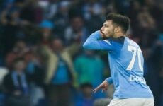 El Nápoles frena al Inter y muestra el camino al City