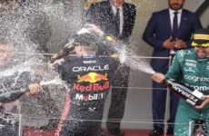 Verstappen, más líder al ganar en Mónaco; “Checo” concluyó en la posición 17