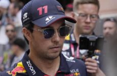 “Checo” Pérez lanza reclamo a Red Bull por su monoplaza