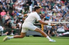 Djokovic derrota a Thompson y accede a la tercera ronda de Wimbledon