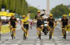 Jonas Vingegaard conquista el Tour de Francia por segundo año seguido