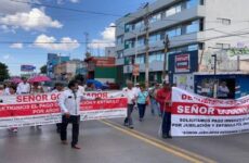 Jubilados de Gobierno del Estado protestan otra vez por falta de pagos