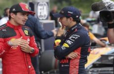 Verstappen firma otra “pole” pero iniciará en sexto lugar; Leclerc y “Checo” saldrán en primero y segundo el domingo