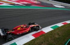 Sainz domina el segundo libre de Monza; ‘Checo’ marca el tercer tiempo