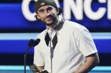 Bad Bunny y Peso Pluma se llevan primeros Premios Billboard de la Música Latina