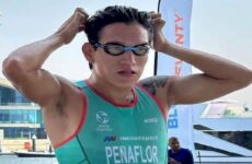 Mexicano Aram Peñaflor conquista medalla de plata en Mundial de Triatlón