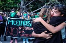 Mujeres optan por portar gases y armas blancas para defenderse, reconoce vocero de gobierno