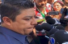 Municipio busca privatizar alumbrado público, advierte Gallardo