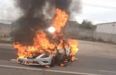 Caen cuatro implicados en balacera y quema de vehículos en zona Laja-Bajío