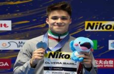 Conade retira beca a Osmar Olvera, campeón Mundial de trampolín