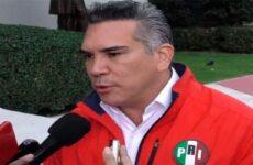 “Alito” Moreno asegura que sí apoya a la campaña de Xóchitl Gálvez