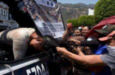 Fallece mujer linchada en Taxco, acusada por muerte de niña