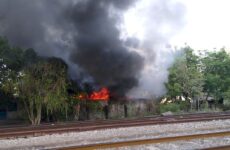 Por cortocircuito se incendia bodega en la colonia Florida 